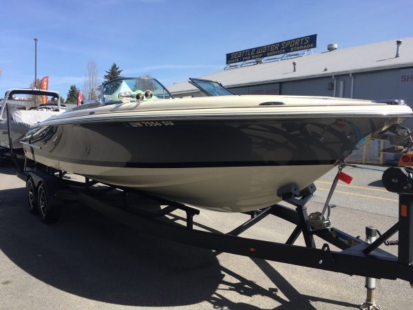 Used 2019 Chris Craft 27 Launch Power Boat for sale